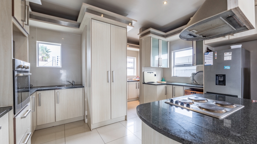 4 Bedroom Property for Sale in Parklands Western Cape